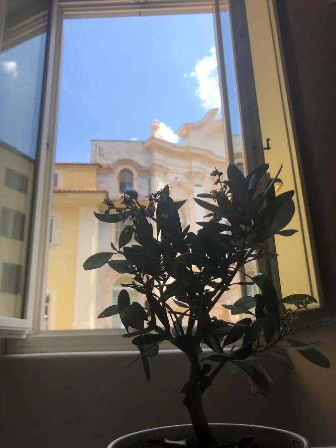 New! Bellissimo Palazzofranchi Pantheon Apartamento Roma