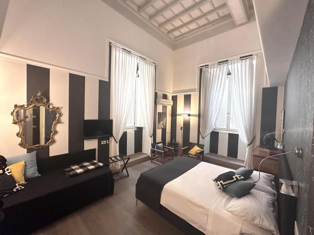New! Bellissimo Palazzofranchi Pantheon Apartamento Roma