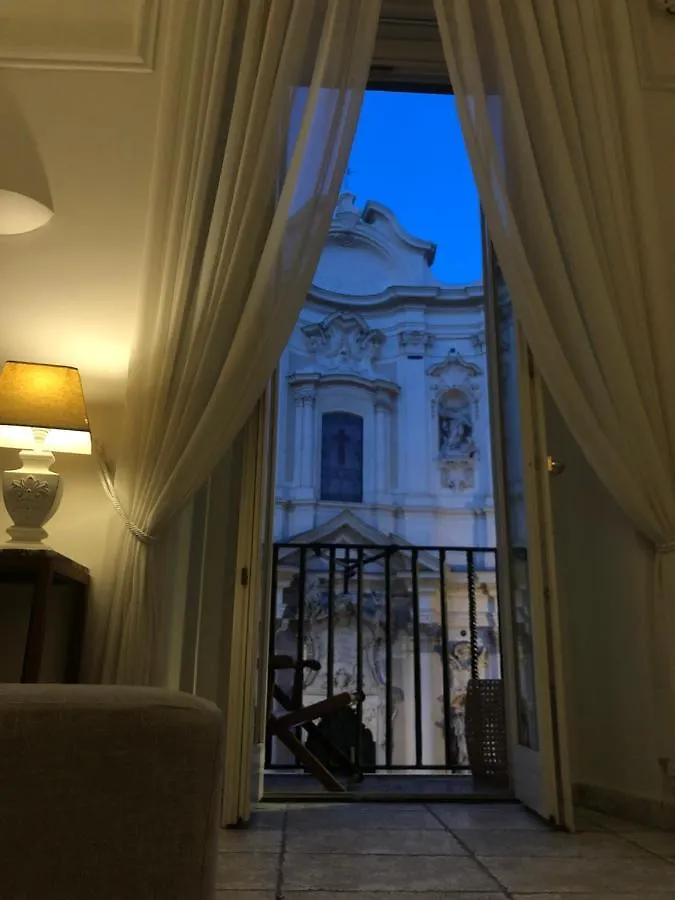 New! Bellissimo Palazzofranchi Pantheon Apartment Rome