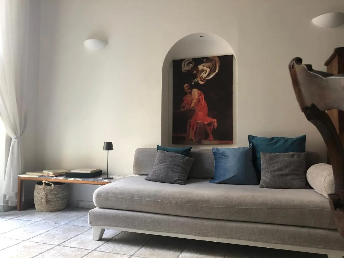 New! Bellissimo Palazzofranchi Pantheon Apartment Rome