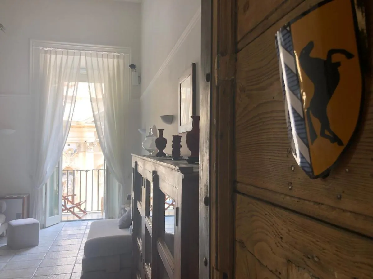 New! Bellissimo Palazzofranchi Pantheon Apartment Rome Italy