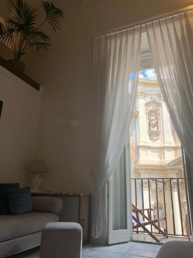 New! Bellissimo Palazzofranchi Pantheon Apartment Rome Italy